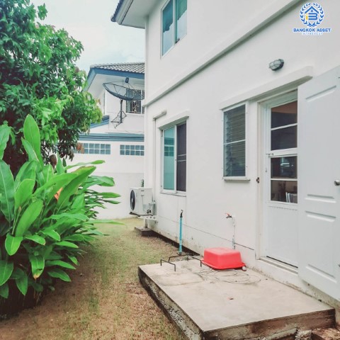 *****บ้านเดี่ยวมือสองย่านนนทบุรี ม.อินนิซิโอ ปิ่นเกล้า-วงแหวน เนื้อที่กว้าง 50 ตร.ว. ฟังก์ชัน 3 ห้องนอน 2 ห้องน้ำ ที่จอดรถ 2 คัน บ้านหลังใหญ่ มีบริเวณกว้างขวาง บนทำเลแห่งการเดินทาง ใกล้รถไฟฟ้าสายสีม่วง "สถานีตลาดบางใหญ่" และทางด่วน "ศรีรัช"